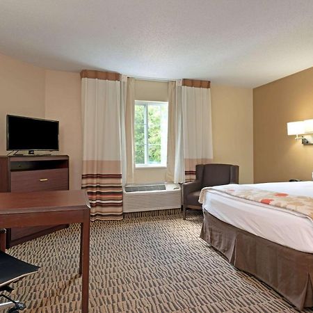 Mainstay Suites Detroit Farmington Hills Eksteriør billede