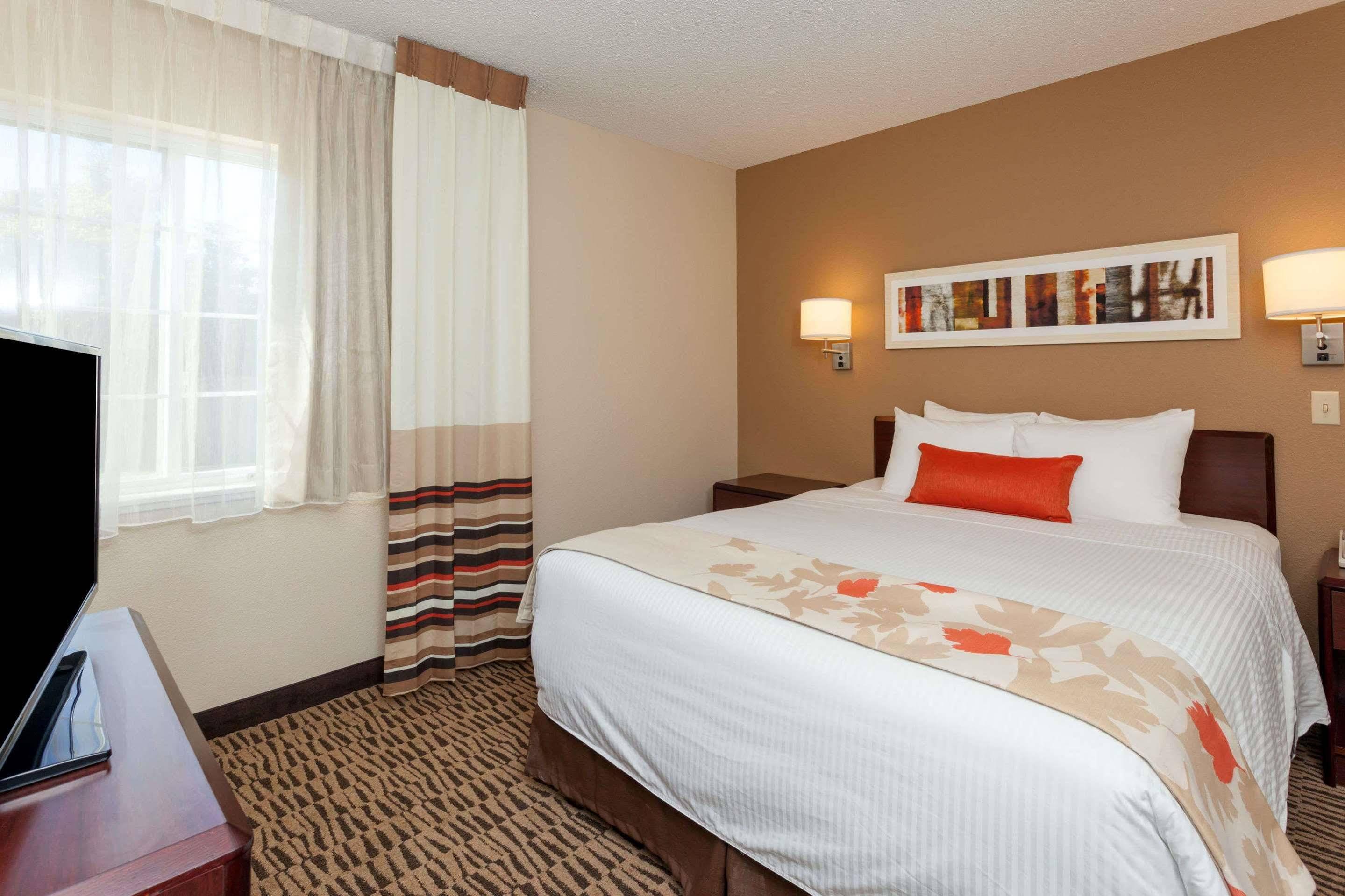 Mainstay Suites Detroit Farmington Hills Eksteriør billede